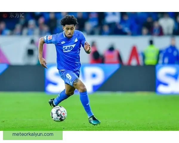 霍村边路进攻如潮涌动，近期状态回暖再添胜利