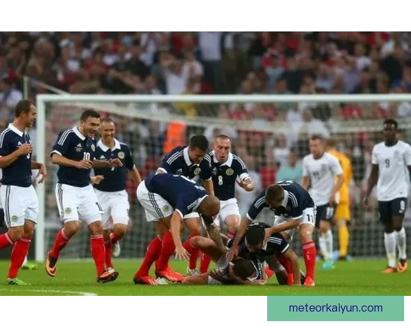 英格兰队内竞争加剧，年轻球员表现亮眼挑战老将地位