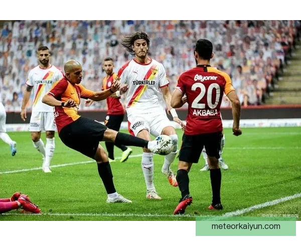 吉马良斯进攻表现稳健，球队状态回暖值得关注